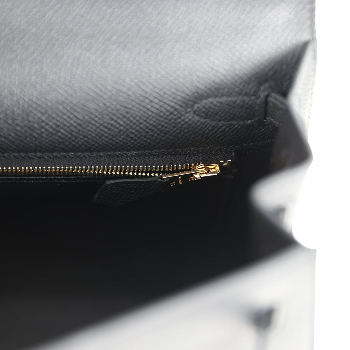 Kelly Sellier 25 Black Epsom Gold Hardware
