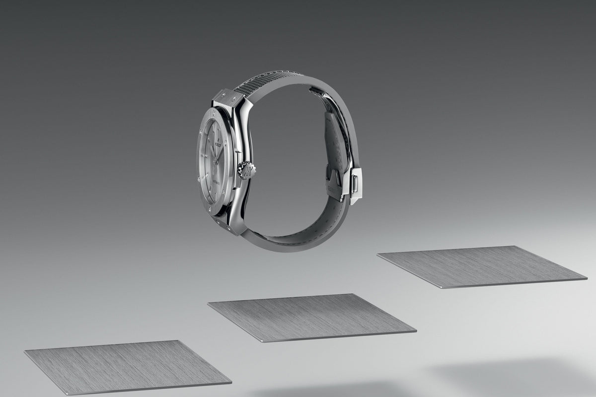 Classic Fusion Essential Grey 42 mm Titanium Watch