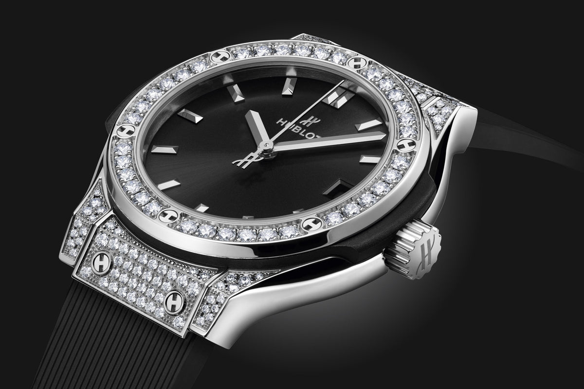 Classic Fusion Titanium Pavé Watch