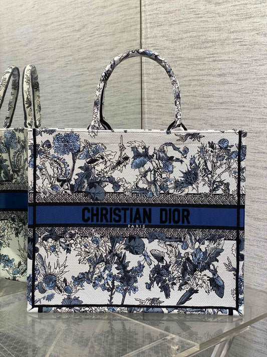 Embroidered Canvas Floral Tote