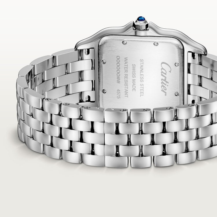 ساعة Panthère de Cartier كبيرة الحجم، مقاس 42 مم × 31 مم، مصنوعة من الفولاذ مع تاج أزرق، وميناء فضي، وسوار فولاذي، تعمل بحركة كوارتز