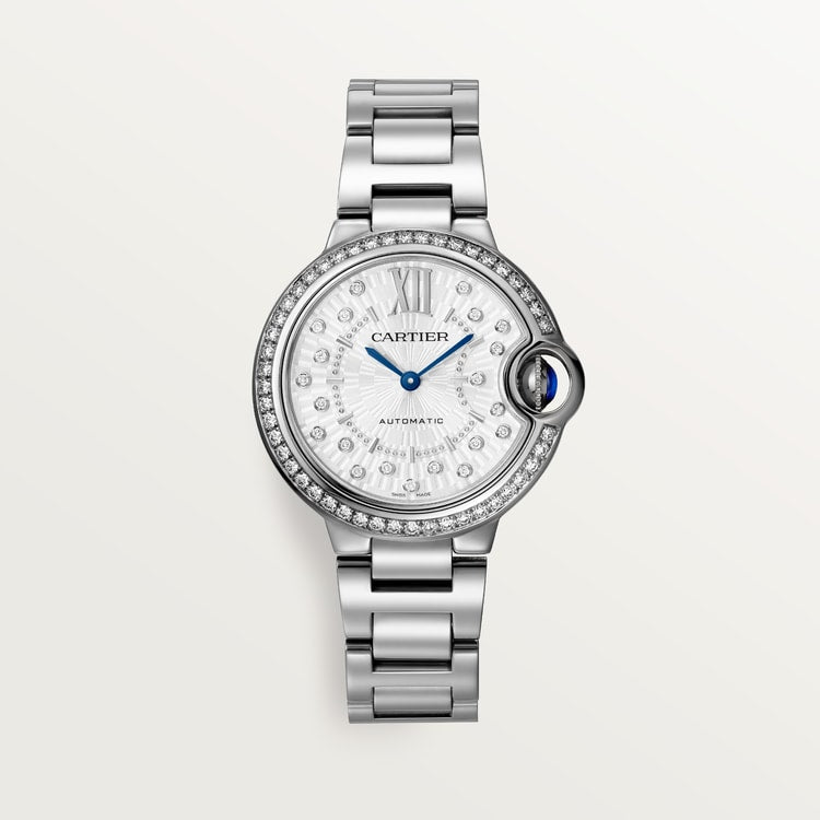 ساعة Ballon Bleu مقاس 33 مم من الفولاذ، حركة أوتوماتيكية، إطار مرصع بالألماس، ميناء فضي بنقش غيوشيه، وسوار من الفولاذ