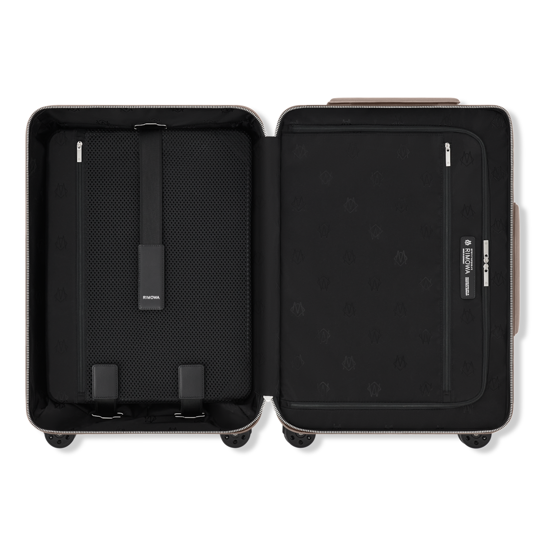 RIMOWA Distinct