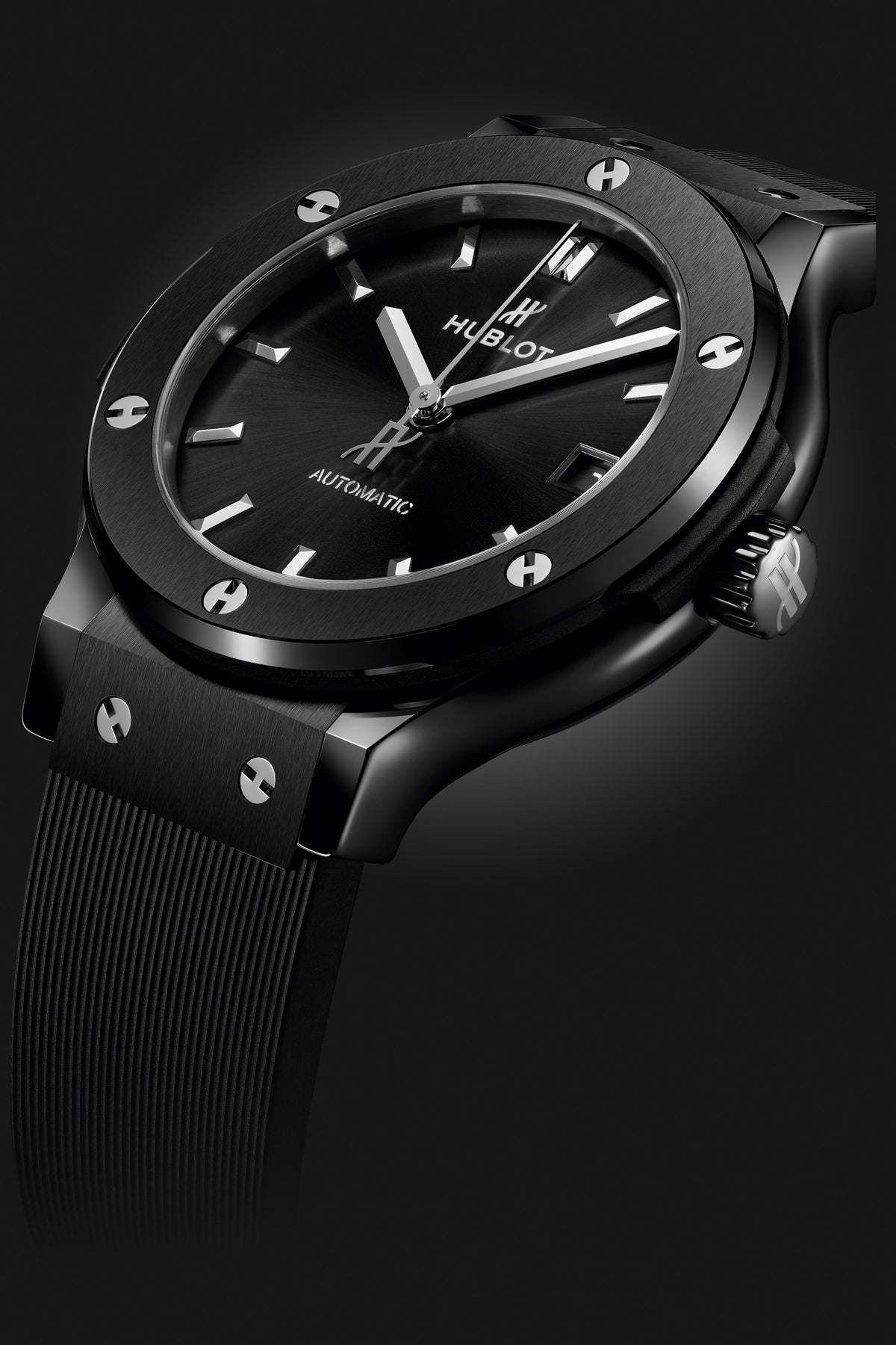 Classic Fusion Black Magic 38 mm Black Ceramic Rubber Strap Watch