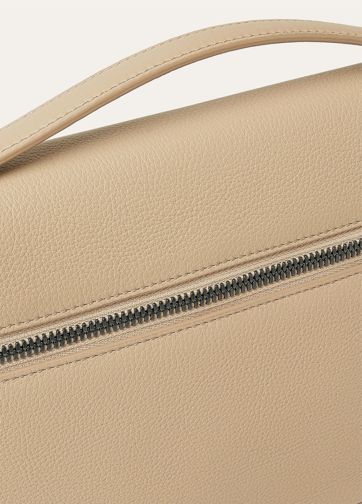 Extra Pouch L29