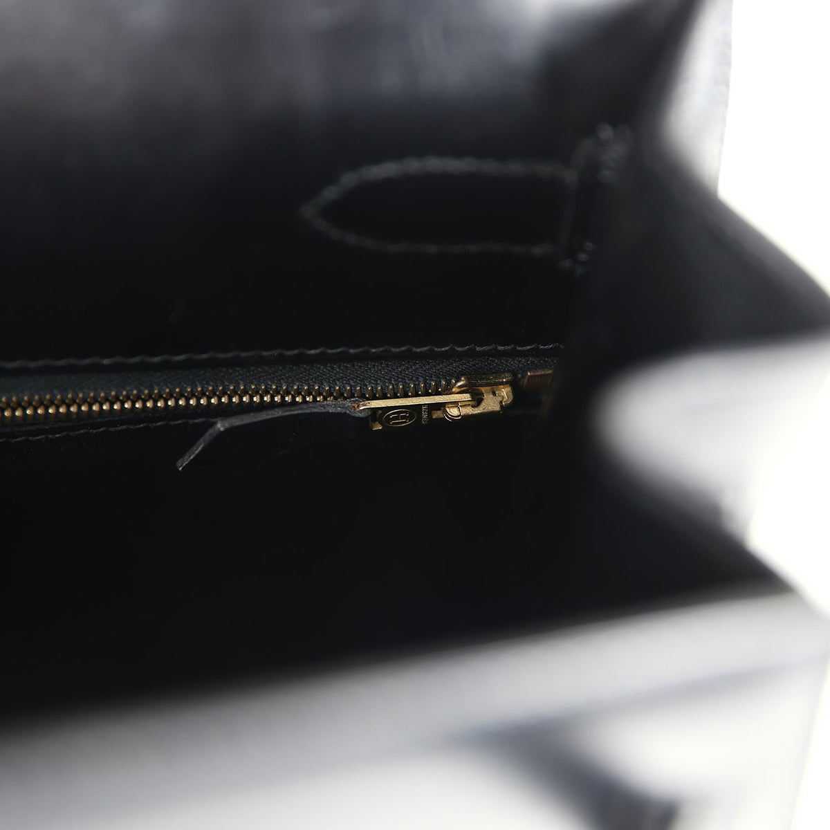 Vintage Kelly Sellier 35 Black Box Gold Hardware