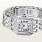 ساعة Panthère de Cartier متوسطة الحجم، مقاس 27 مم × 37 مم، مصنوعة من الفولاذ مع تاج أزرق، وميناء فضي وسوار من الفولاذ، تعمل بحركة كوارتز.