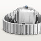 ساعة Santos de Cartier Dual Time كبيرة الحجم 40.2 مم، مصنوعة من الفولاذ، تاج أزرق، ميناء رمادي أنثراسيت، سوار فولاذي، حركة أوتوماتيكية
