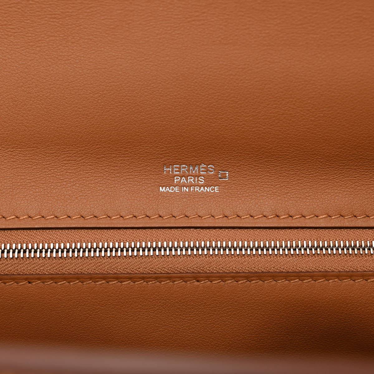 Togo Matte Alligator Swift Touch 35 24/24 Gold