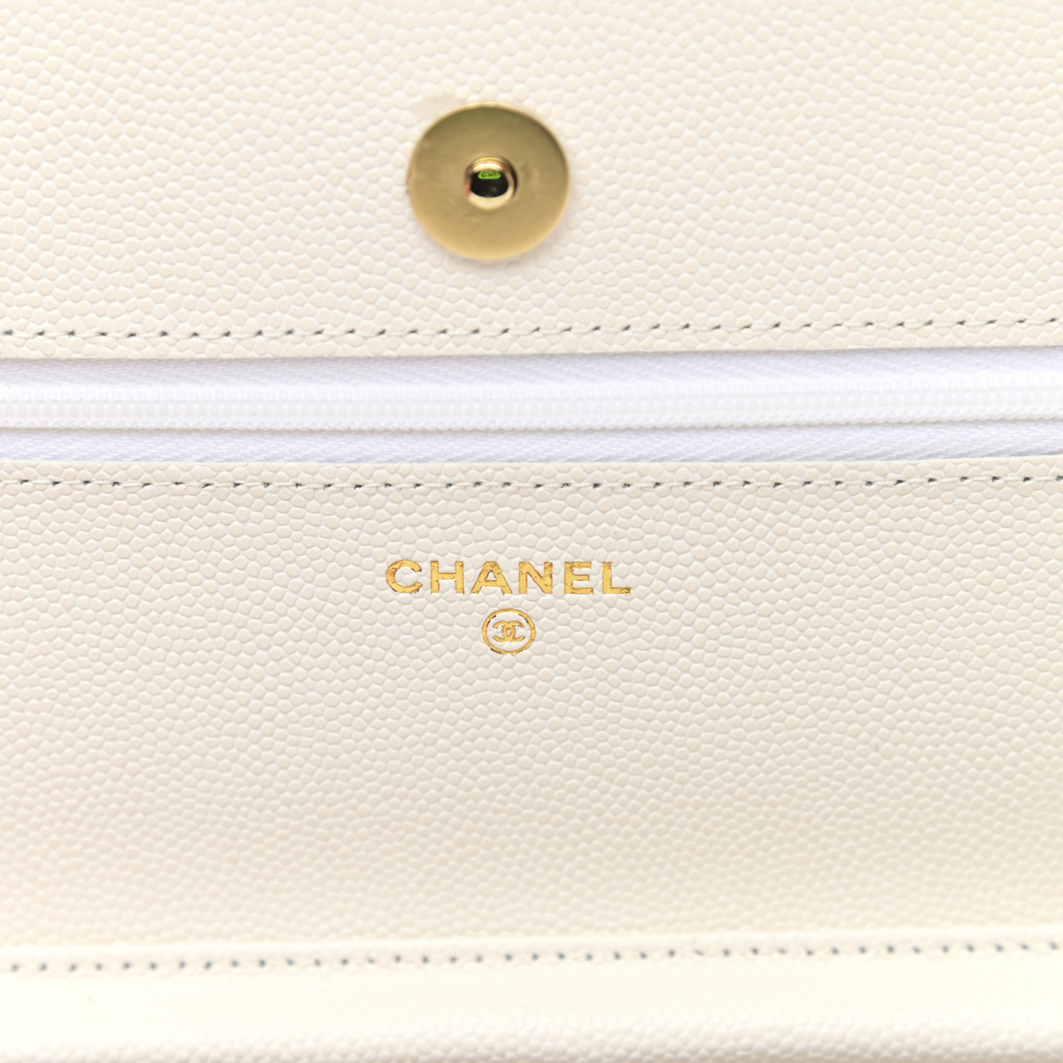 Classic Wallet on Chain Lambskin Gold Hardware