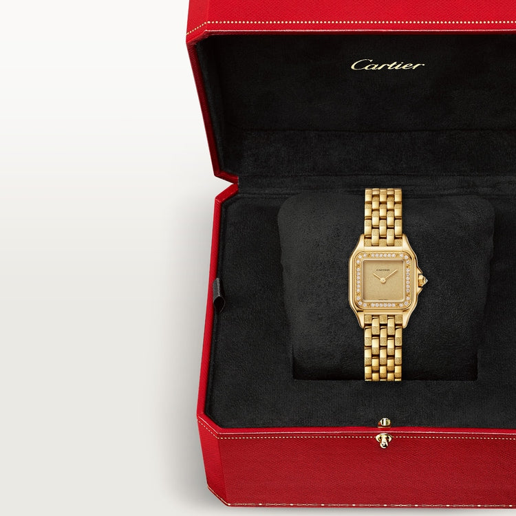 Panthère de Cartier Small 30.3mm x 22mm Yellow Gold Diamond Bezel Diamond Crown Golden Dial Yellow Gold Bracelet Quartz Watch