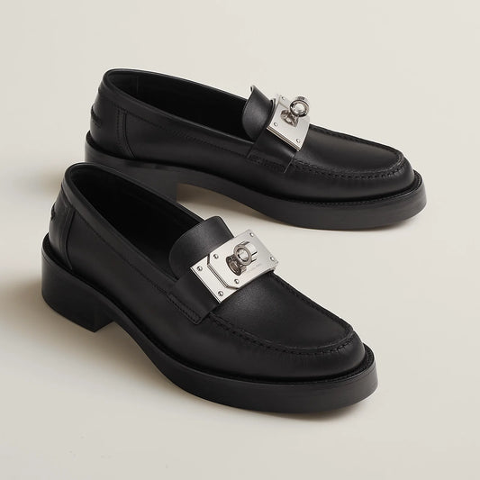 حذاء لوفر ساخن