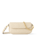 حقيبة Ivy Wallet on Chain بنقش Monogram Empreinte باللون الكريمي، تُحمل بوضعية كروس بودي