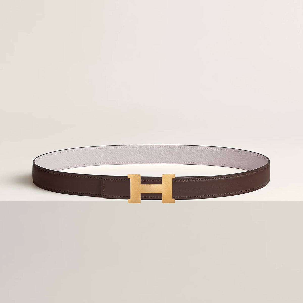 مشبك حزام NOIR / GOLD -HAVANE / MAUVE PÂLE MINI CONSTANCE MARTELEE وحزام جلدي ذو وجهين من HERMÈS SUR MER 24 مم 
