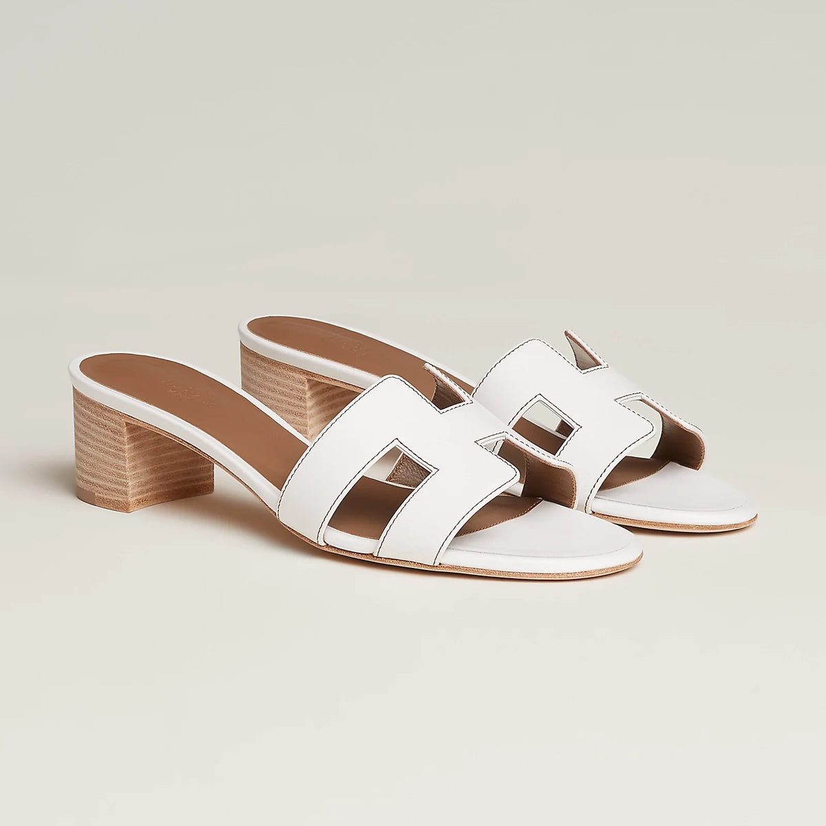 Noir - Rouge Tomette Oasis Sandal