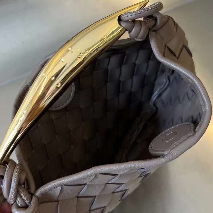 سردين بوتيغا فينيتا الصغير 